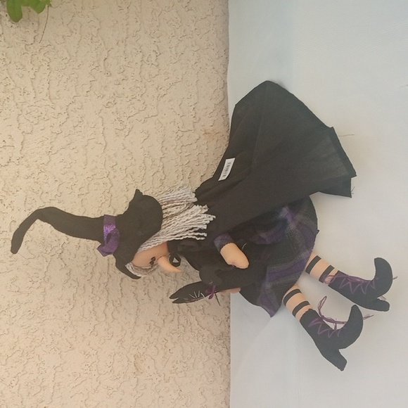 🎃  Halloween Witch Doll w Long Nose & Black Cat 25"  NEW - Picture 6 of 12